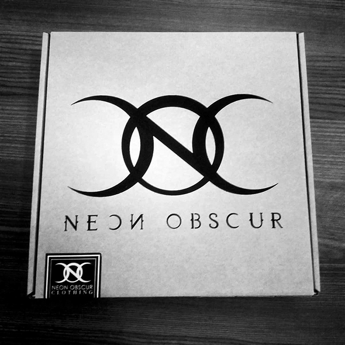 05_neon_obscur_sticker_03