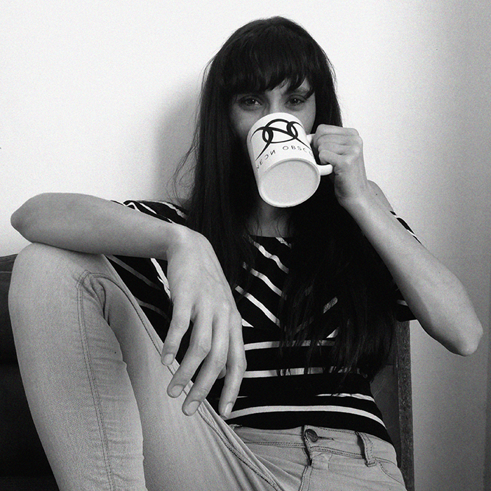 22_neon_obscur_merch_shop